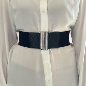 Black waist belt from H&M. Silver clasp in front. Barely worn, like new.
